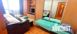 1-к квартира, посуточно, 35м2, 1/1 этаж