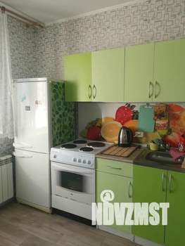 1-к квартира, посуточно, 33м2, 10/10 этаж