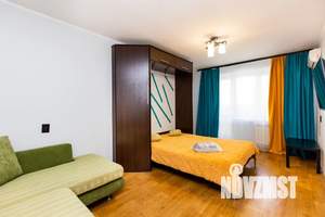 1-к квартира, посуточно, 34м2, 5/10 этаж