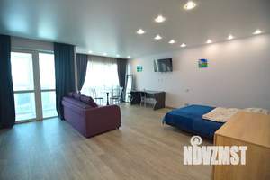 Студия квартира, посуточно, 43м2, 14/19 этаж