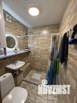 Студия квартира, посуточно, 36м2, 1/5 этаж