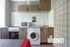 1-к квартира, посуточно, 32м2, 3/5 этаж
