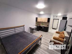 Студия квартира, посуточно, 30м2, 4/8 этаж