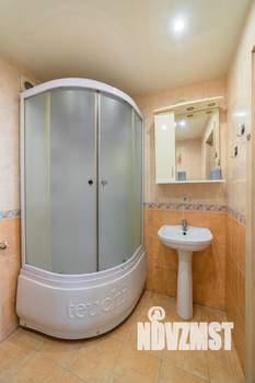 2-к квартира, посуточно, 34м2, 16/17 этаж