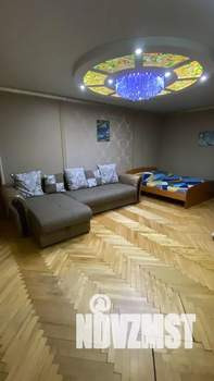 2-к квартира, посуточно, 45м2, 3/6 этаж