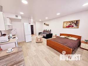 Студия квартира, посуточно, 38м2, 1/25 этаж