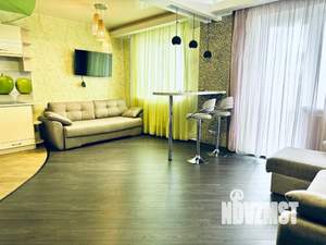 1-к квартира, посуточно, 42м2, 3/24 этаж