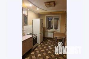 1-к квартира, посуточно, 38м2, 2/10 этаж