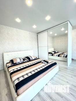 Студия квартира, посуточно, 35м2, 12/19 этаж