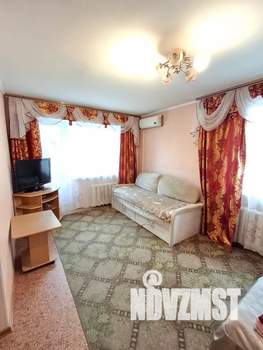 1-к квартира, посуточно, 32м2, 3/5 этаж