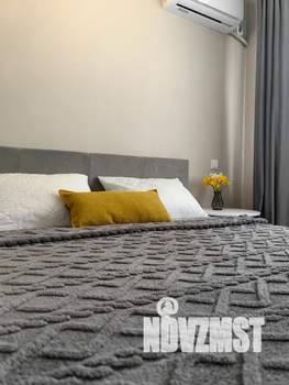 1-к квартира, посуточно, 32м2, 4/10 этаж