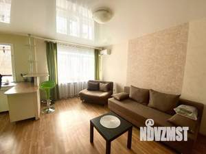 1-к квартира, посуточно, 35м2, 1/1 этаж