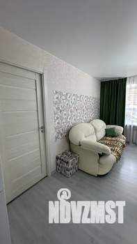 2-к квартира, посуточно, 38м2, 1/5 этаж