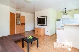 1-к квартира, посуточно, 35м2, 1/1 этаж
