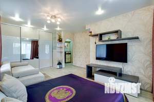 1-к квартира, посуточно, 41м2, 4/4 этаж