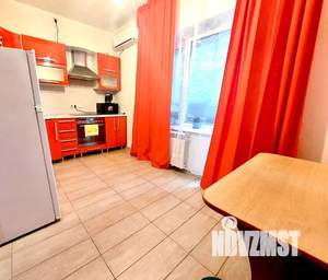 1-к квартира, посуточно, 35м2, 15/25 этаж