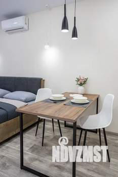 Студия квартира, посуточно, 30м2, 2/21 этаж