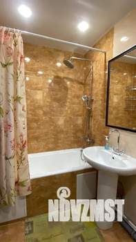 2-к квартира, посуточно, 45м2, 3/6 этаж