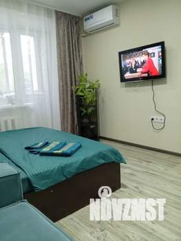 1-к квартира, посуточно, 35м2, 1/9 этаж