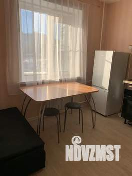 1-к квартира, посуточно, 35м2, 2/10 этаж