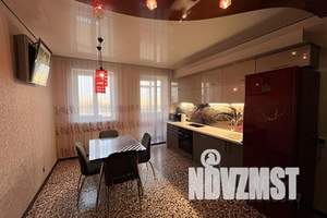 3-к квартира, посуточно, 75м2, 8/20 этаж