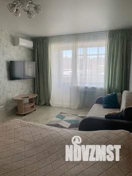 1-к квартира, посуточно, 40м2, 7/9 этаж