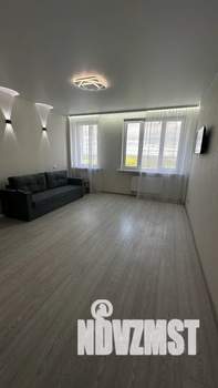 Студия квартира, посуточно, 30м2, 13/25 этаж