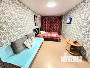 1-к квартира, посуточно, 33м2, 1/5 этаж