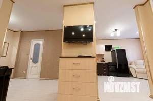 2-к квартира, посуточно, 41м2, 6/25 этаж