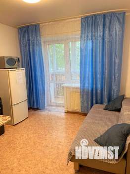 1-к квартира, посуточно, 40м2, 1/10 этаж