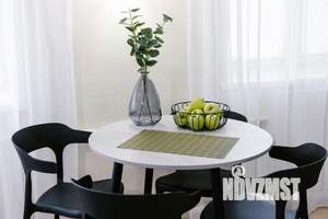 1-к квартира, посуточно, 47м2, 1/1 этаж