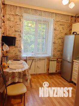 1-к квартира, посуточно, 34м2, 3/6 этаж