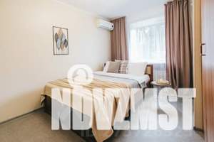 2-к квартира, посуточно, 42м2, 3/5 этаж