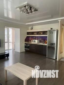 1-к квартира, посуточно, 44м2, 6/9 этаж