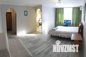 1-к квартира, посуточно, 32м2, 3/5 этаж