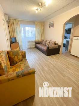 3-к квартира, посуточно, 50м2, 2/5 этаж