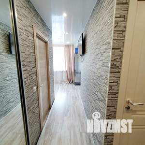 2-к квартира, посуточно, 45м2, 2/5 этаж