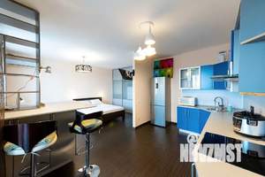 Студия квартира, посуточно, 41м2, 12/25 этаж