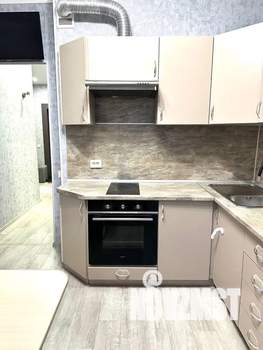 1-к квартира, посуточно, 38м2, 23/25 этаж