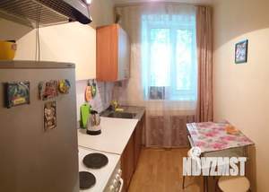 1-к квартира, посуточно, 32м2, 1/5 этаж