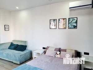 Студия квартира, посуточно, 32м2, 7/25 этаж