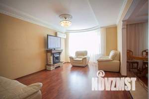 2-к квартира, посуточно, 65м2, 7/10 этаж