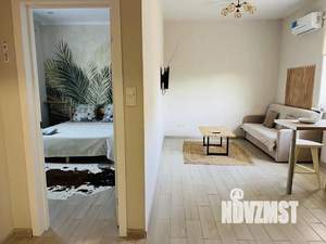 1-к квартира, посуточно, 35м2, 1/1 этаж