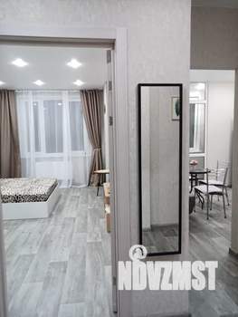 1-к квартира, посуточно, 43м2, 8/13 этаж