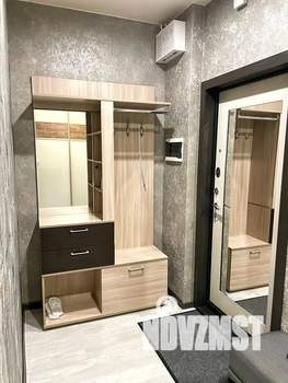 1-к квартира, посуточно, 40м2, 18/25 этаж