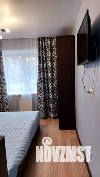 1-к квартира, посуточно, 30м2, 2/5 этаж