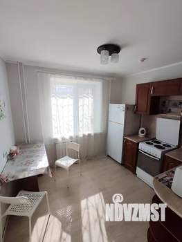 1-к квартира, посуточно, 38м2, 1/10 этаж