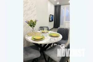 2-к квартира, посуточно, 42м2, 2/25 этаж