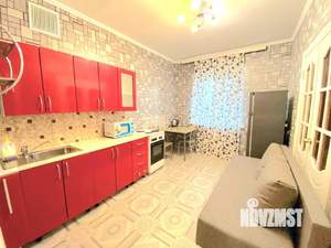 1-к квартира, посуточно, 40м2, 3/10 этаж