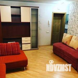 Студия квартира, посуточно, 35м2, 5/9 этаж